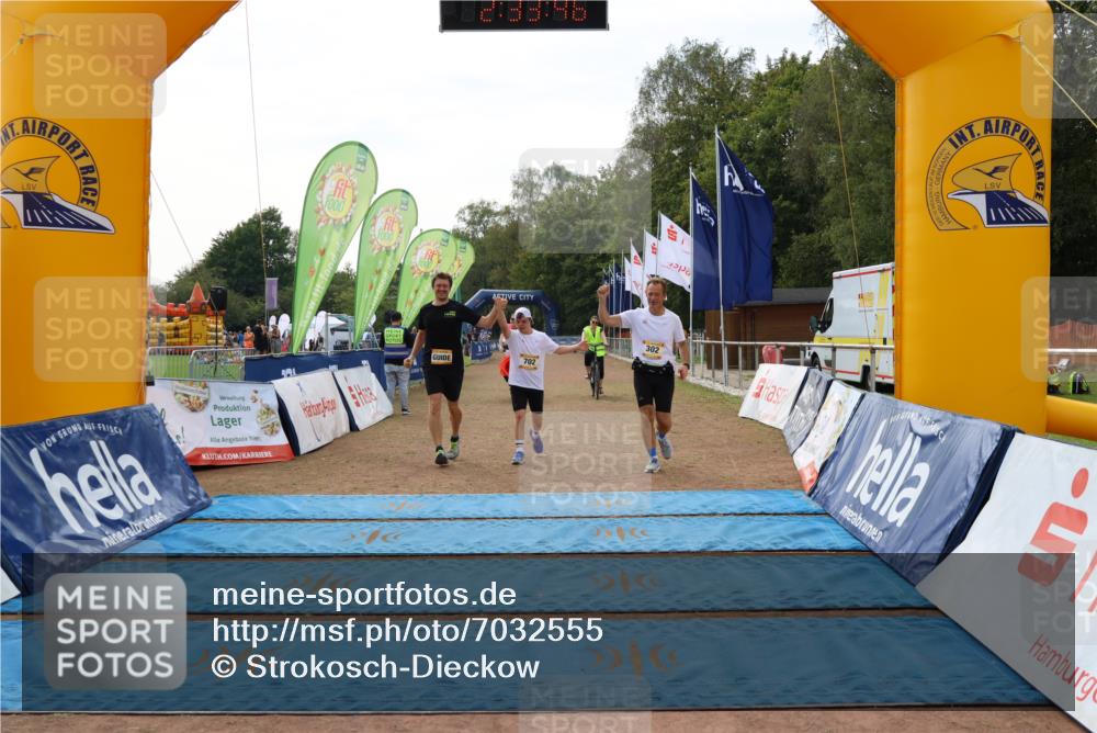 08.09.2024 - Airport Race Strokosch-Dieckow http://msf.ph/oto/7032555 08.09.2024 13:34:26 Ziel 302, 702 meine-sportfotos.de
