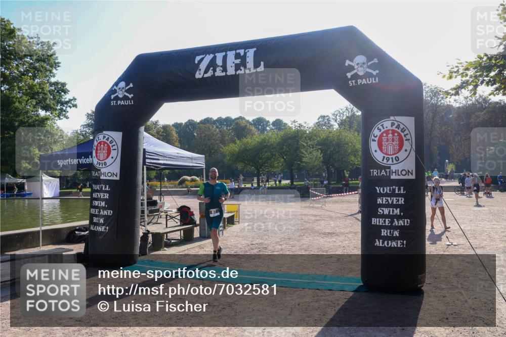 08.09.2024 - Stadtparktriathlon Luisa Fischer http://msf.ph/oto/7032581 08.09.2024 09:52:23 Ziel 67 meine-sportfotos.de