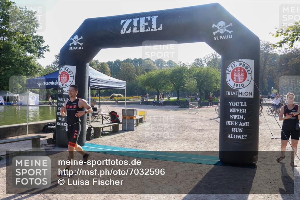 08.09.2024 - Stadtparktriathlon Luisa Fischer http://msf.ph/oto/7032596 08.09.2024 09:52:49 Ziel 102, 110 meine-sportfotos.de