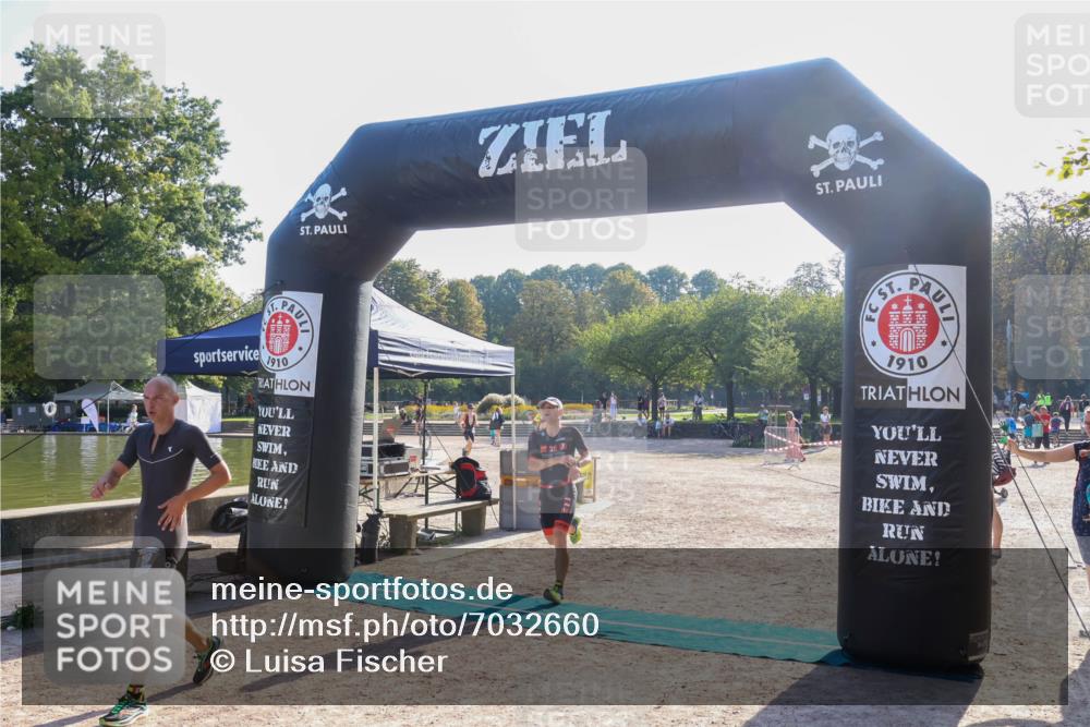 08.09.2024 - Stadtparktriathlon Luisa Fischer http://msf.ph/oto/7032660 08.09.2024 09:53:15 Ziel 106, 120, 158 meine-sportfotos.de