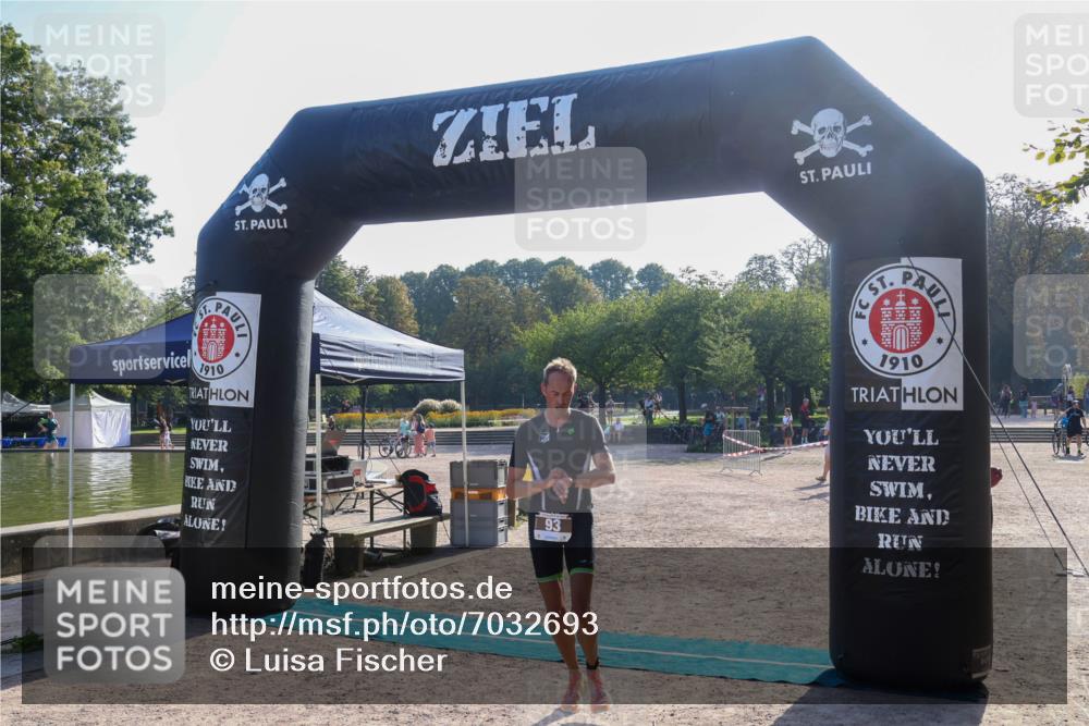 08.09.2024 - Stadtparktriathlon Luisa Fischer http://msf.ph/oto/7032693 08.09.2024 09:53:29 Ziel 93 meine-sportfotos.de
