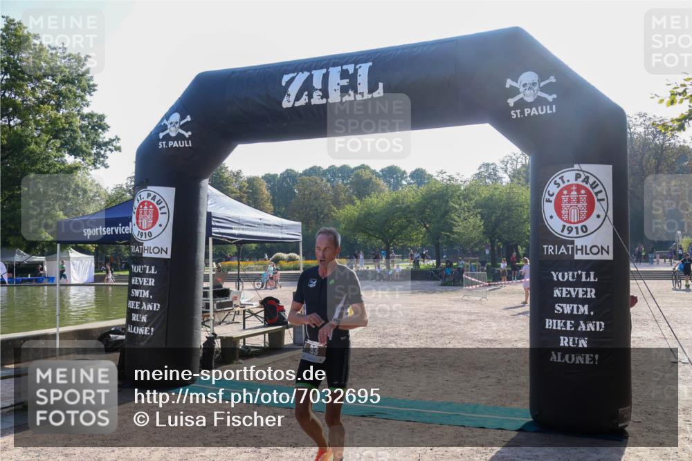08.09.2024 - Stadtparktriathlon Luisa Fischer http://msf.ph/oto/7032695 08.09.2024 09:53:30 Ziel 93 meine-sportfotos.de