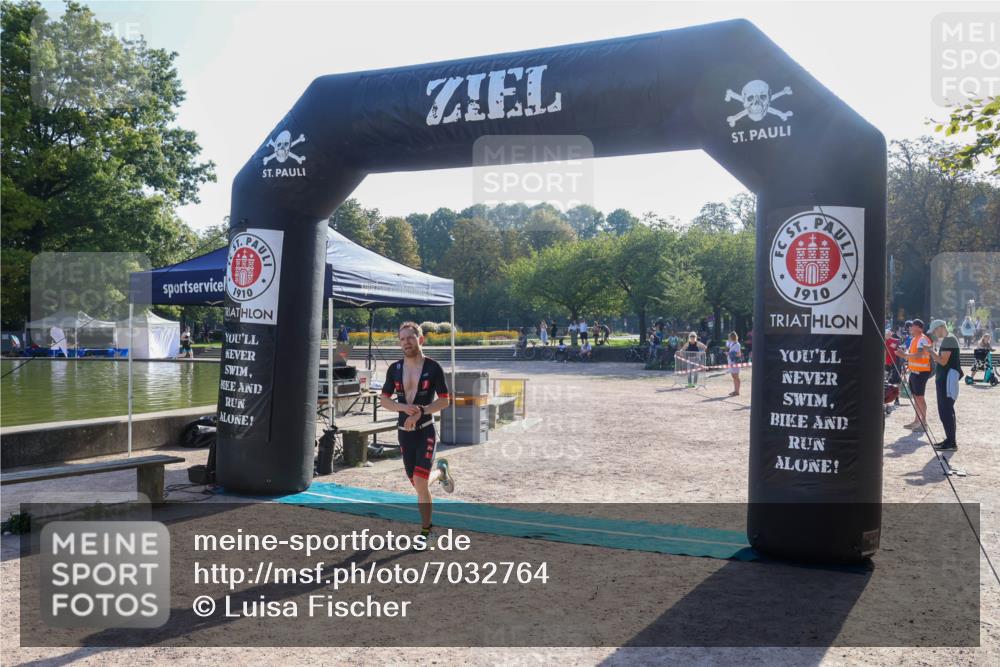 08.09.2024 - Stadtparktriathlon Luisa Fischer http://msf.ph/oto/7032764 08.09.2024 09:55:27 Ziel 107 meine-sportfotos.de