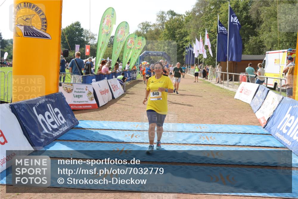 08.09.2024 - Airport Race Strokosch-Dieckow http://msf.ph/oto/7032779 08.09.2024 12:43:35 Ziel 220, 557, 560, 569, 622, 840, 847, 883, 1117, 1120, 1205, 1503 meine-sportfotos.de