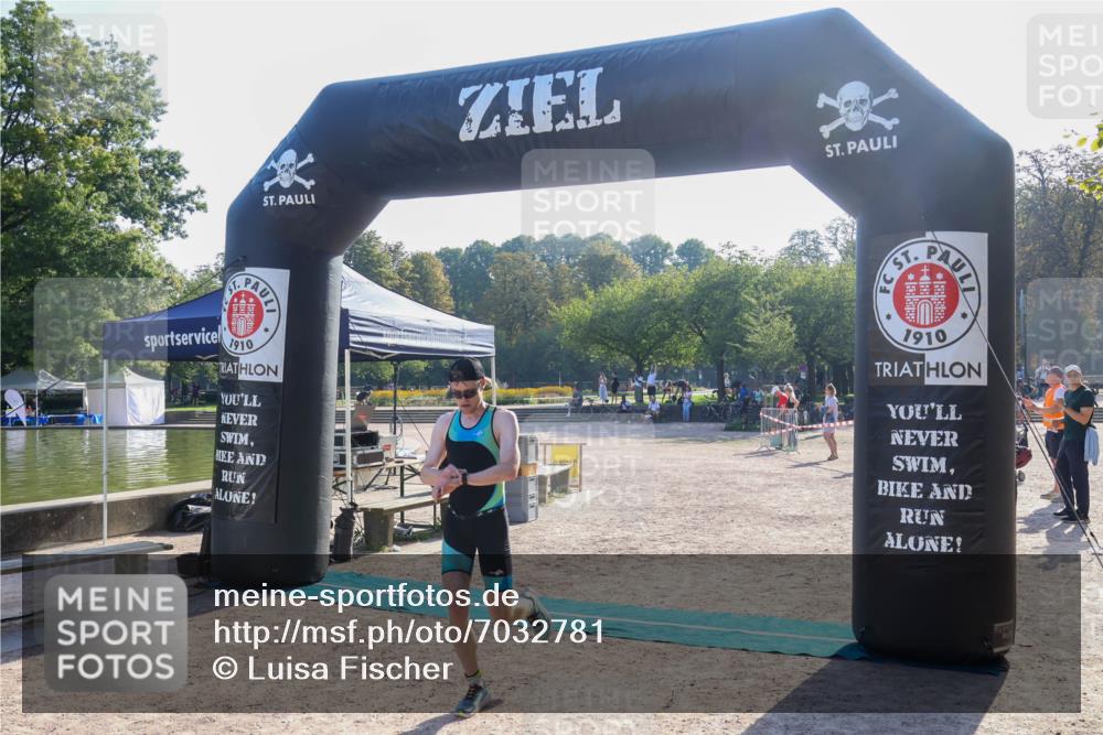 08.09.2024 - Stadtparktriathlon Luisa Fischer http://msf.ph/oto/7032781 08.09.2024 09:55:36 Ziel 109 meine-sportfotos.de