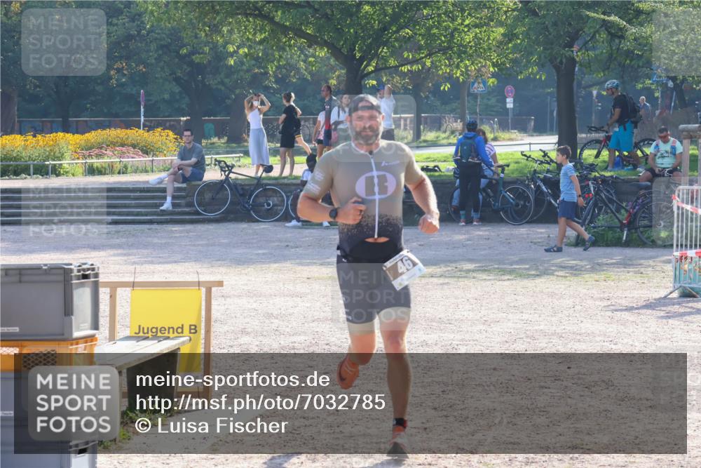08.09.2024 - Stadtparktriathlon Luisa Fischer http://msf.ph/oto/7032785 08.09.2024 09:55:49 Ziel 46 meine-sportfotos.de