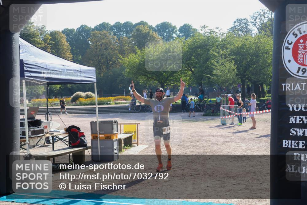 08.09.2024 - Stadtparktriathlon Luisa Fischer http://msf.ph/oto/7032792 08.09.2024 09:55:50 Ziel 46 meine-sportfotos.de