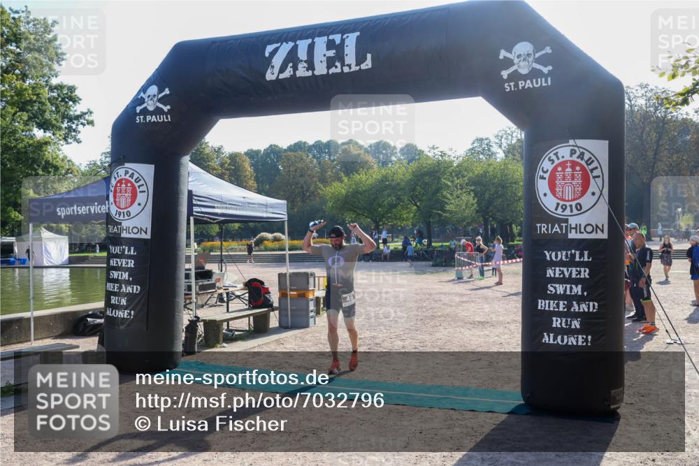 08.09.2024 - Stadtparktriathlon Luisa Fischer http://msf.ph/oto/7032796 08.09.2024 09:55:51 Ziel 46 meine-sportfotos.de