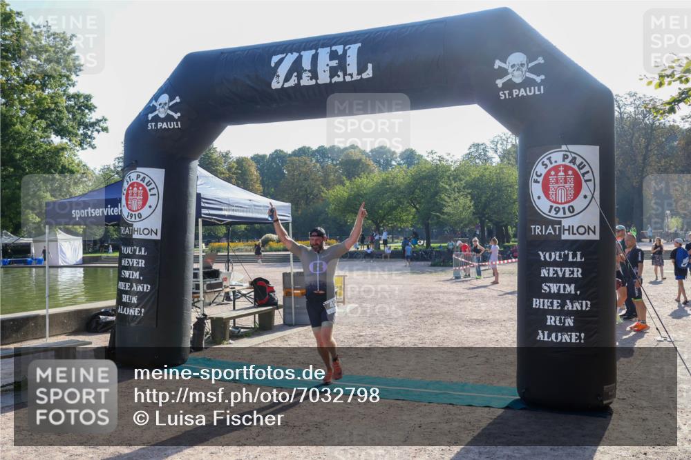 08.09.2024 - Stadtparktriathlon Luisa Fischer http://msf.ph/oto/7032798 08.09.2024 09:55:51 Ziel 46 meine-sportfotos.de