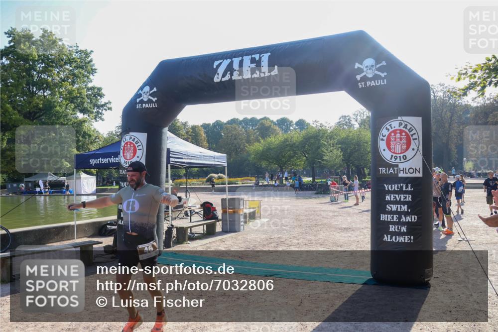 08.09.2024 - Stadtparktriathlon Luisa Fischer http://msf.ph/oto/7032806 08.09.2024 09:55:52 Ziel 46 meine-sportfotos.de