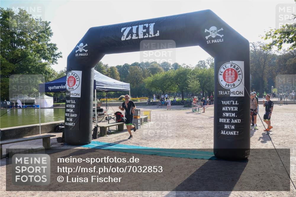 08.09.2024 - Stadtparktriathlon Luisa Fischer http://msf.ph/oto/7032853 08.09.2024 09:56:14 Ziel 90 meine-sportfotos.de