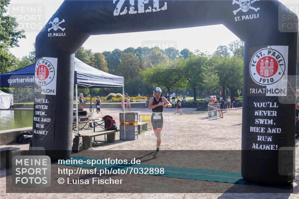 08.09.2024 - Stadtparktriathlon Luisa Fischer http://msf.ph/oto/7032898 08.09.2024 09:56:43 Ziel 98, 123 meine-sportfotos.de