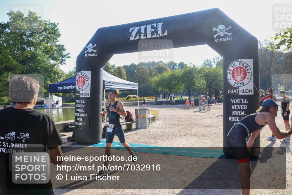 08.09.2024 - Stadtparktriathlon Luisa Fischer http://msf.ph/oto/7032916 08.09.2024 09:56:49 Ziel 98, 123 meine-sportfotos.de