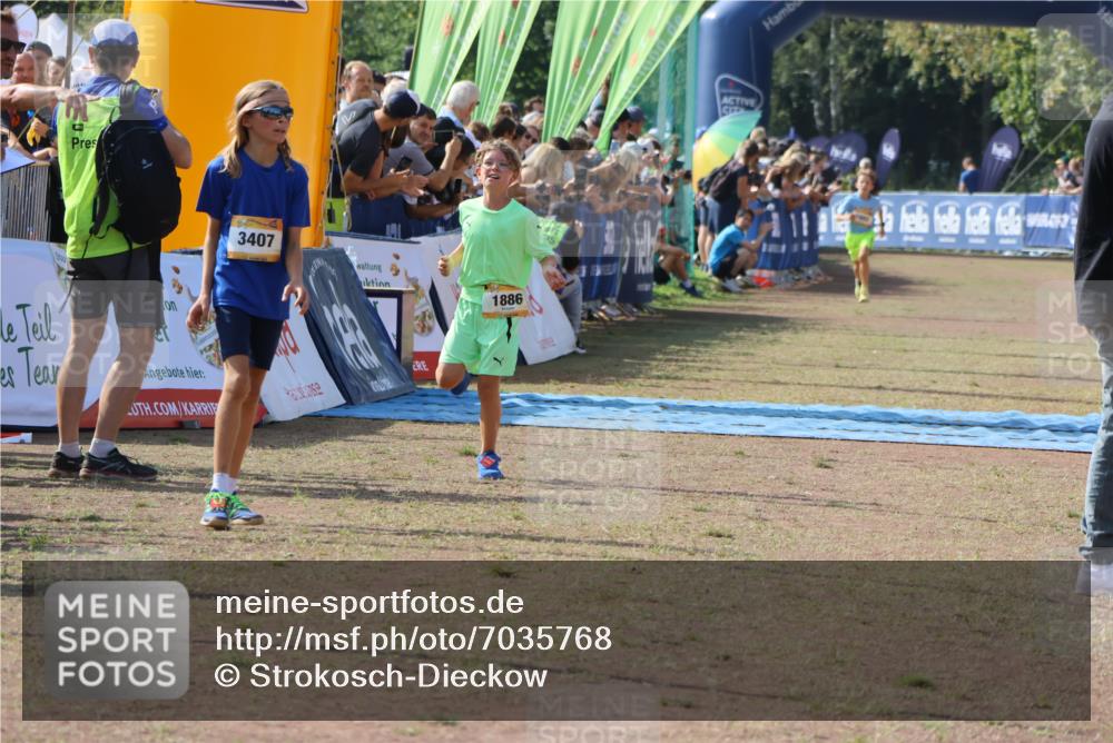 08.09.2024 - Airport Race Strokosch-Dieckow http://msf.ph/oto/7035768 08.09.2024 11:26:02 Ziel 1882, 1886 meine-sportfotos.de