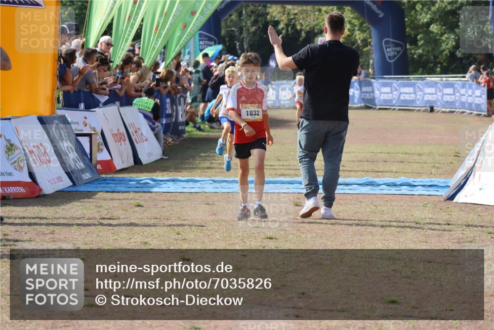 08.09.2024 - Airport Race Strokosch-Dieckow http://msf.ph/oto/7035826 08.09.2024 11:26:28 Ziel 1832, 1887, 3430 meine-sportfotos.de