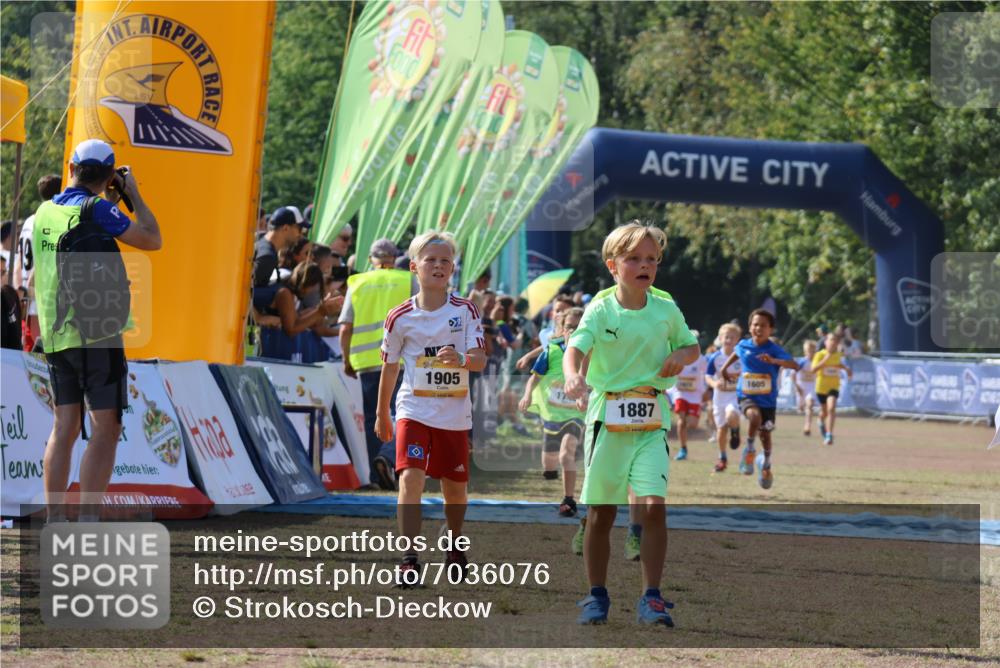 08.09.2024 - Airport Race Strokosch-Dieckow http://msf.ph/oto/7036076 08.09.2024 11:26:42 Ziel 1605, 1697, 1740, 1838, 1872, 1896, 1905, 1937, 1938 meine-sportfotos.de