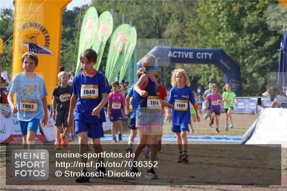 08.09.2024 - Airport Race Strokosch-Dieckow http://msf.ph/oto/7036352 08.09.2024 11:27:32 Ziel 1615, 1616, 1650, 1702, 1703, 1717, 1748, 1777, 1823, 1840, 1848, 1862, 1883, 1899, 1914, 1932, 1934, 3421, 3425, 3452 meine-sportfotos.de