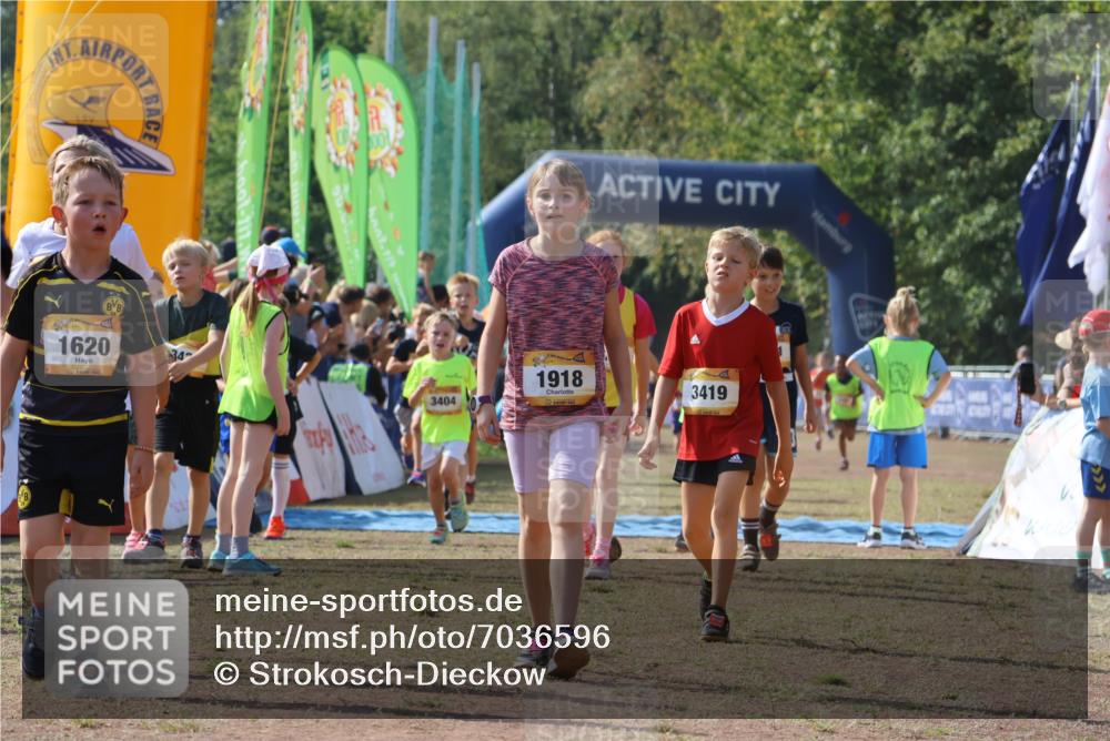 08.09.2024 - Airport Race Strokosch-Dieckow http://msf.ph/oto/7036596 08.09.2024 11:28:56 Ziel 1604, 1660, 1687, 1694, 1731, 1741, 1760, 1771, 1779, 1817, 1855, 1858, 1877, 1909, 1933, 3402, 3404 meine-sportfotos.de