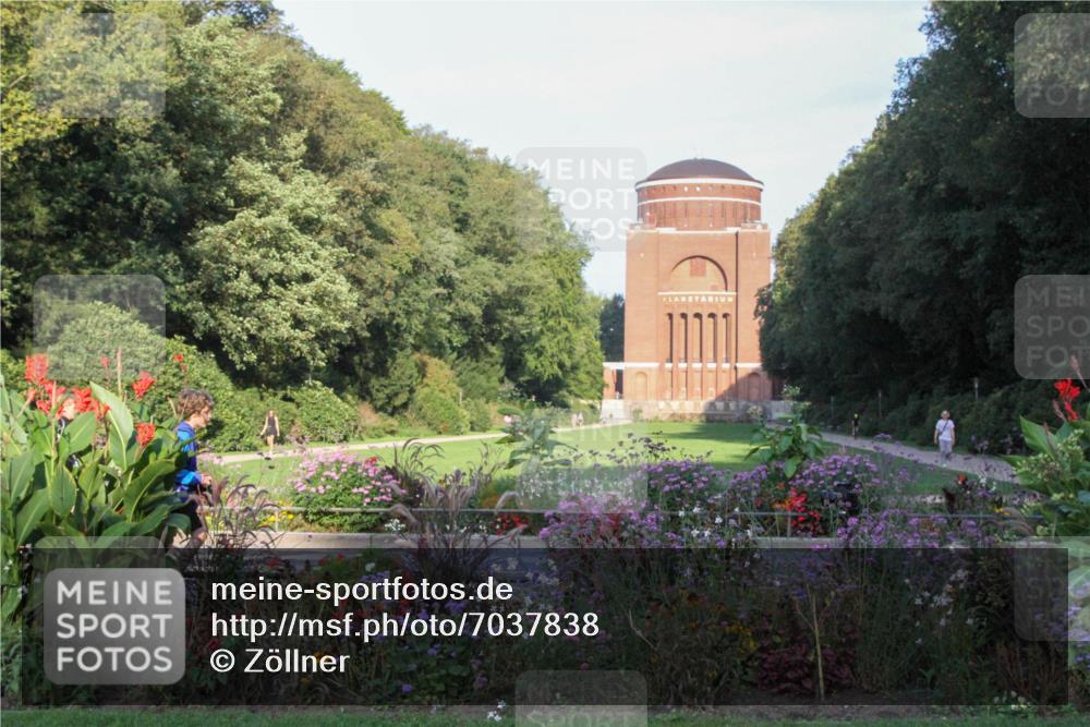 08.09.2024 - Stadtparktriathlon Zöllner http://msf.ph/oto/7037838 08.09.2024 08:37:15 Radfahren  meine-sportfotos.de