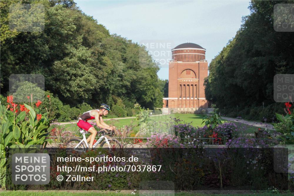 08.09.2024 - Stadtparktriathlon Zöllner http://msf.ph/oto/7037867 08.09.2024 08:47:51 Radfahren 13 meine-sportfotos.de