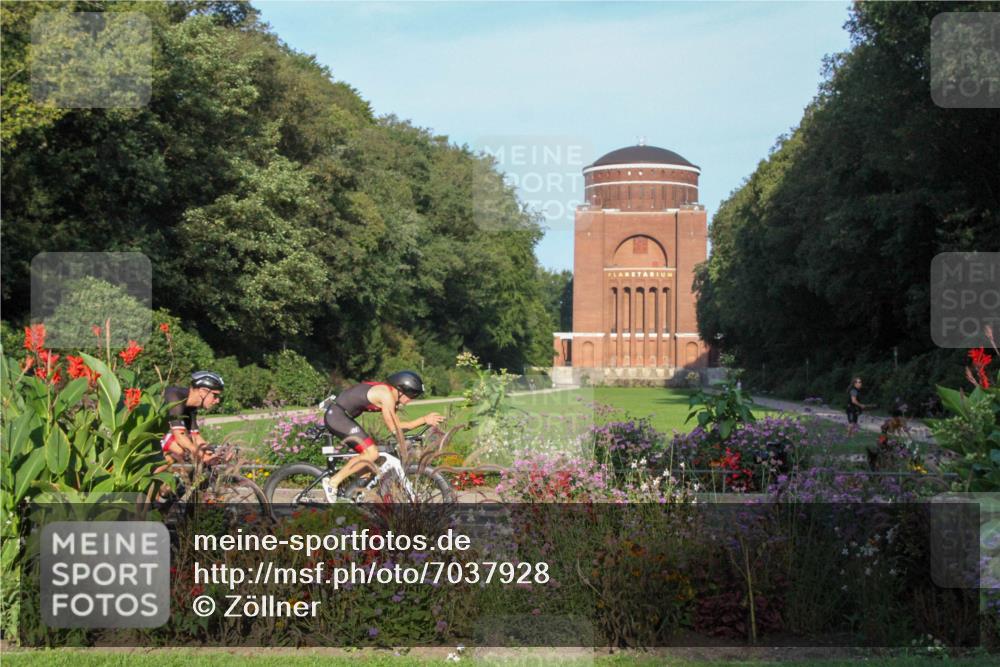 08.09.2024 - Stadtparktriathlon Zöllner http://msf.ph/oto/7037928 08.09.2024 08:51:13 Radfahren 33, 71, 80, 83 meine-sportfotos.de