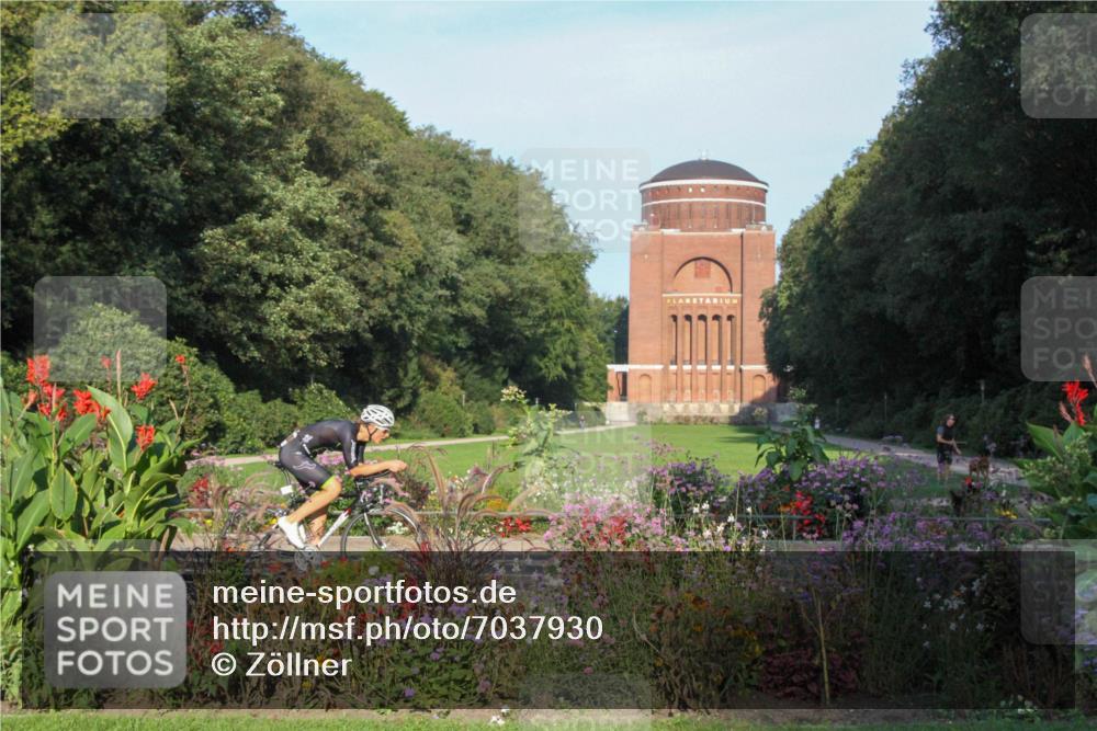08.09.2024 - Stadtparktriathlon Zöllner http://msf.ph/oto/7037930 08.09.2024 08:51:15 Radfahren 20, 33, 71, 77, 80, 83 meine-sportfotos.de