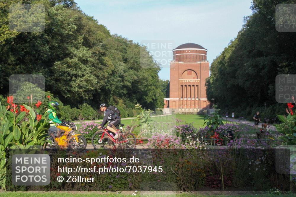 08.09.2024 - Stadtparktriathlon Zöllner http://msf.ph/oto/7037945 08.09.2024 08:51:38 Radfahren 39, 78 meine-sportfotos.de