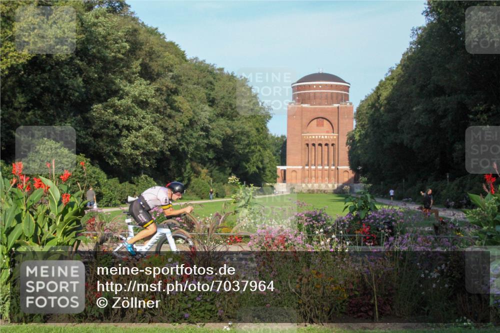 08.09.2024 - Stadtparktriathlon Zöllner http://msf.ph/oto/7037964 08.09.2024 08:52:15 Radfahren 31, 35, 54 meine-sportfotos.de