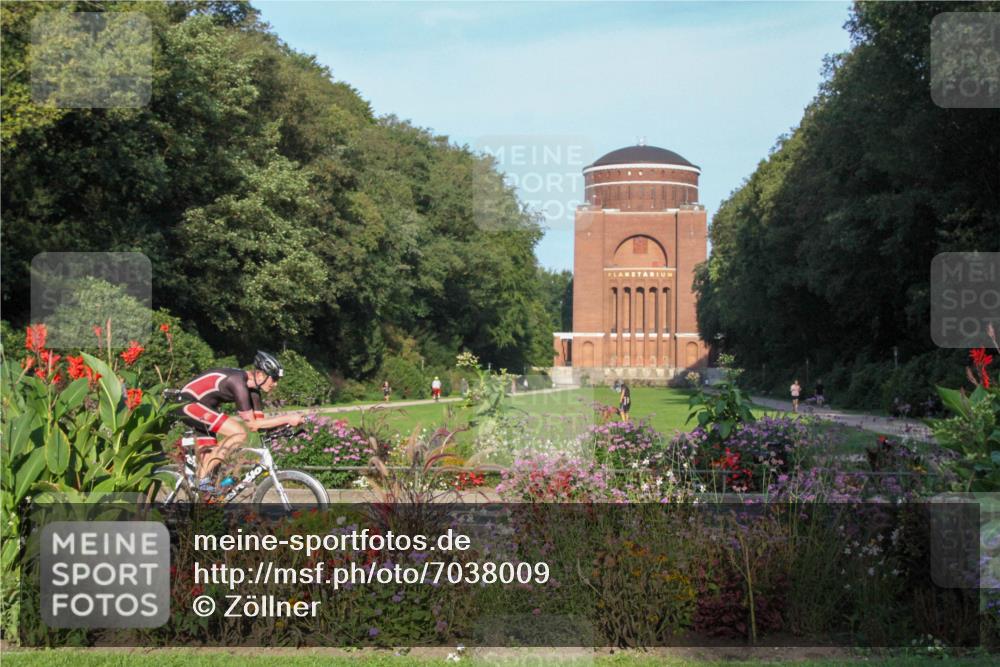 08.09.2024 - Stadtparktriathlon Zöllner http://msf.ph/oto/7038009 08.09.2024 08:53:12 Radfahren 24, 30, 46, 82 meine-sportfotos.de