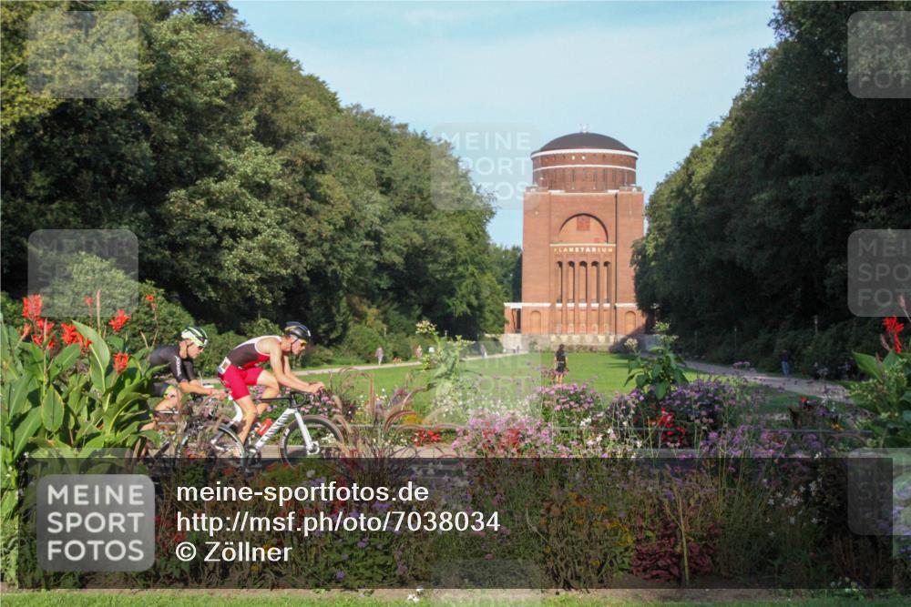 08.09.2024 - Stadtparktriathlon Zöllner http://msf.ph/oto/7038034 08.09.2024 08:53:59 Radfahren 6, 7, 13, 14 meine-sportfotos.de