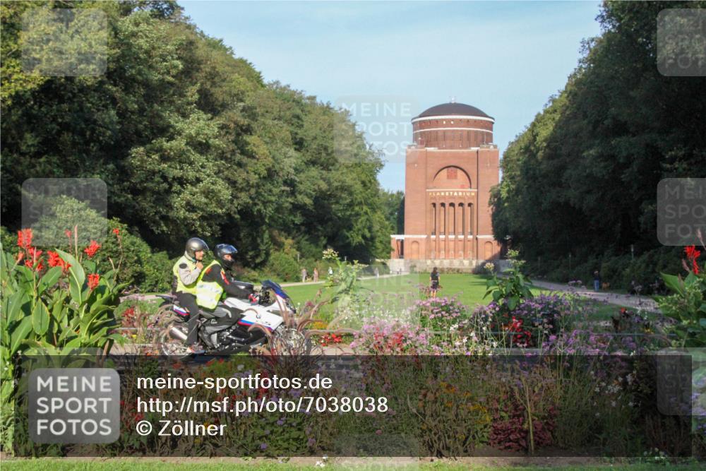 08.09.2024 - Stadtparktriathlon Zöllner http://msf.ph/oto/7038038 08.09.2024 08:54:03 Radfahren 6, 7, 16 meine-sportfotos.de