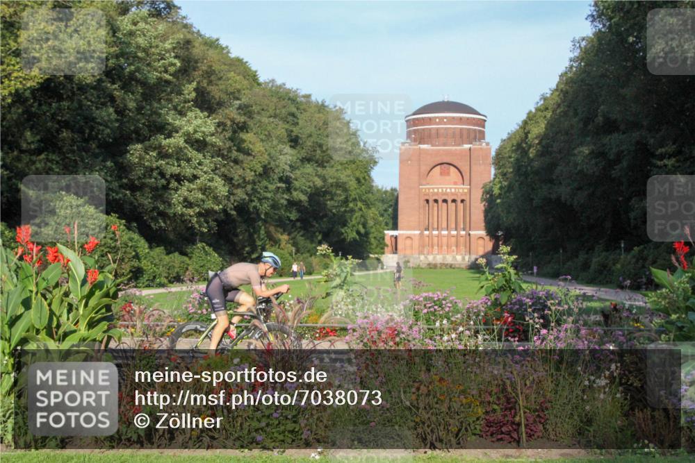 08.09.2024 - Stadtparktriathlon Zöllner http://msf.ph/oto/7038073 08.09.2024 08:56:12 Radfahren 51 meine-sportfotos.de