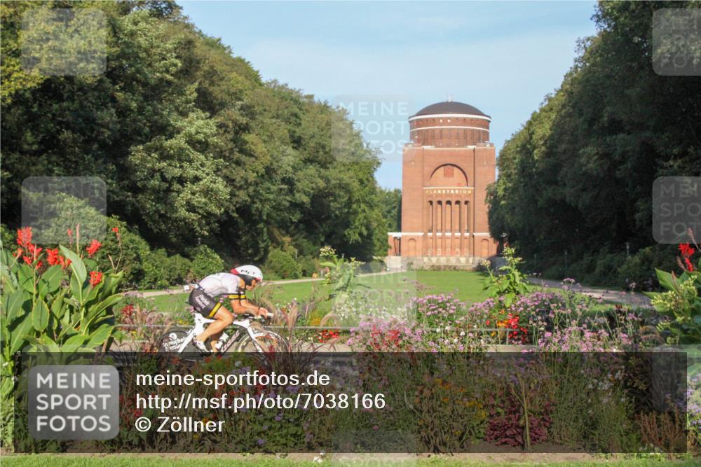 08.09.2024 - Stadtparktriathlon Zöllner http://msf.ph/oto/7038166 08.09.2024 08:58:48 Radfahren 57, 74 meine-sportfotos.de