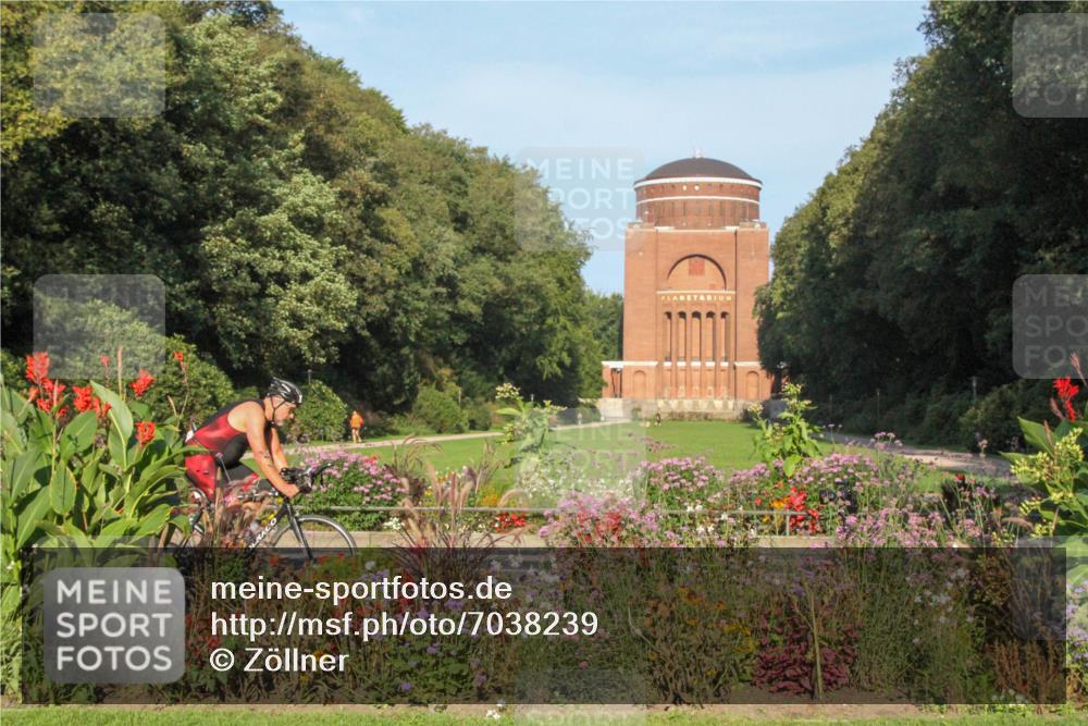08.09.2024 - Stadtparktriathlon Zöllner http://msf.ph/oto/7038239 08.09.2024 09:01:09 Radfahren 16, 38, 114 meine-sportfotos.de