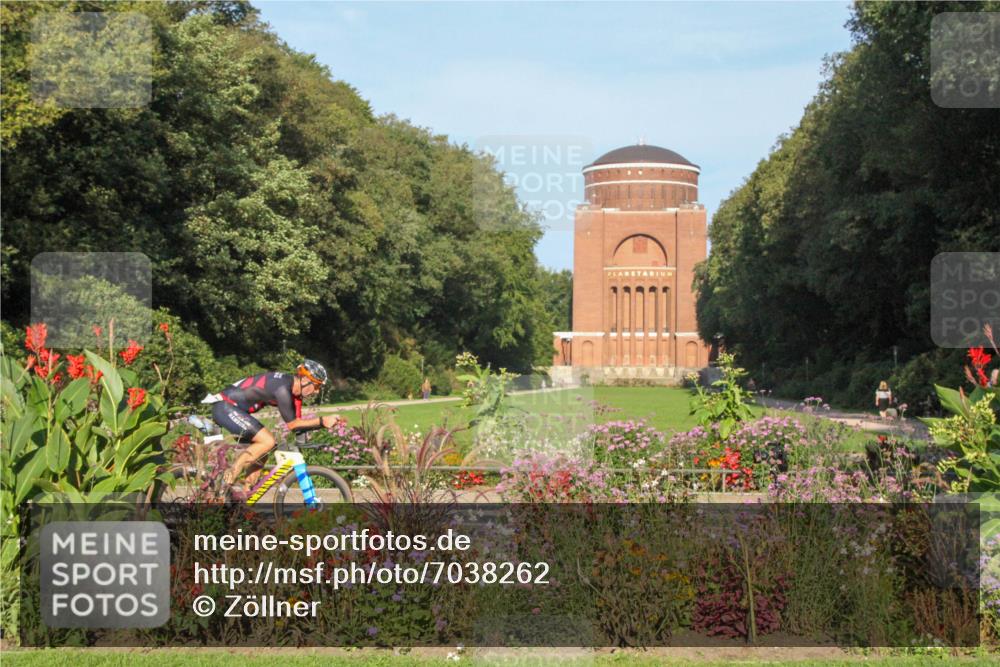 08.09.2024 - Stadtparktriathlon Zöllner http://msf.ph/oto/7038262 08.09.2024 09:01:52 Radfahren 1, 5, 49, 59 meine-sportfotos.de