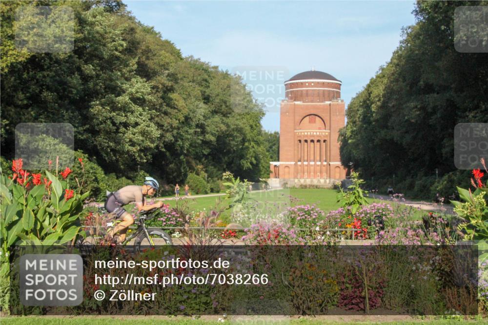 08.09.2024 - Stadtparktriathlon Zöllner http://msf.ph/oto/7038266 08.09.2024 09:02:21 Radfahren 48, 51, 92 meine-sportfotos.de