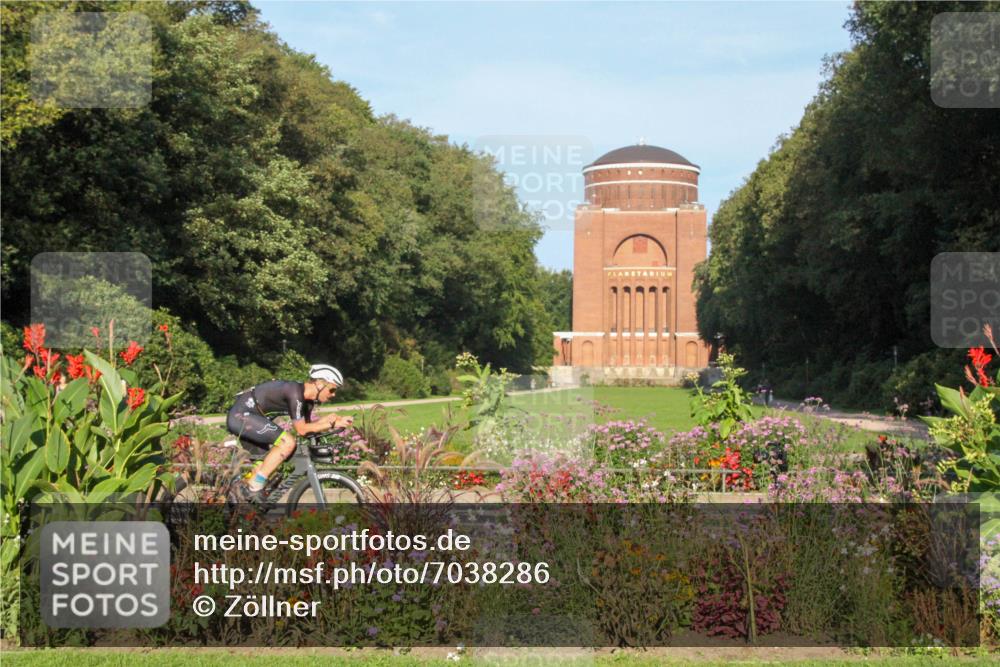 08.09.2024 - Stadtparktriathlon Zöllner http://msf.ph/oto/7038286 08.09.2024 09:02:47 Radfahren 77, 90, 105, 158 meine-sportfotos.de