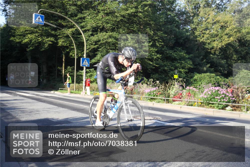 08.09.2024 - Stadtparktriathlon Zöllner http://msf.ph/oto/7038381 08.09.2024 08:49:56 Radfahren 49, 75 meine-sportfotos.de