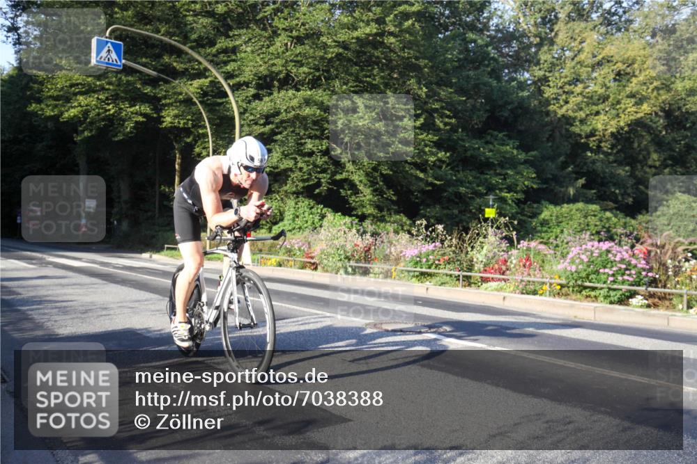 08.09.2024 - Stadtparktriathlon Zöllner http://msf.ph/oto/7038388 08.09.2024 08:50:02 Radfahren 49, 51, 59 meine-sportfotos.de