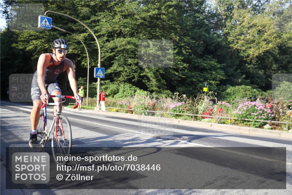 08.09.2024 - Stadtparktriathlon Zöllner http://msf.ph/oto/7038446 08.09.2024 08:52:07 Radfahren 3, 18, 23 meine-sportfotos.de