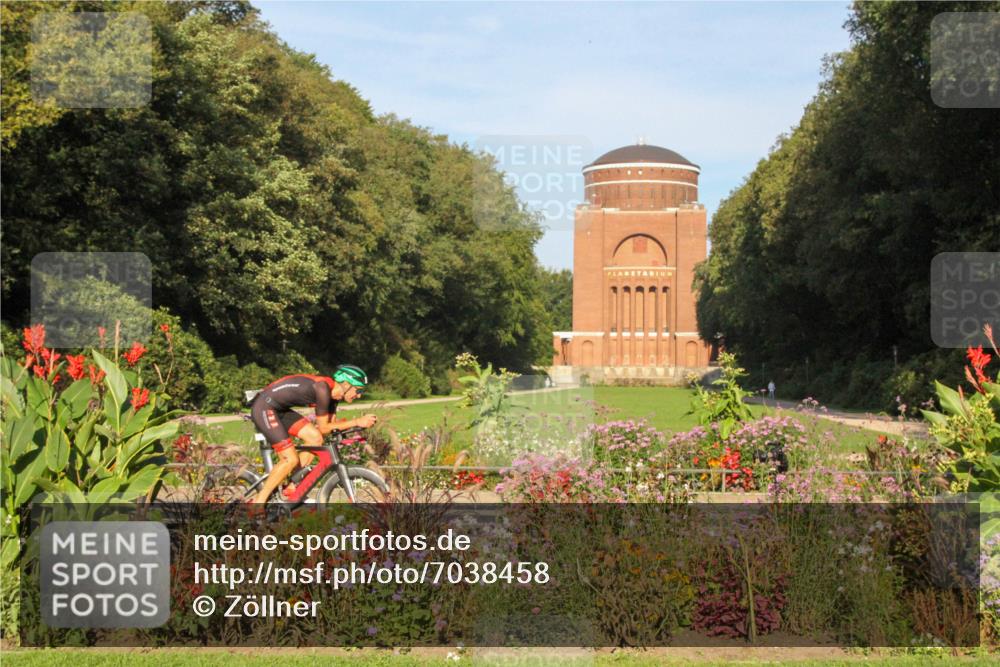 08.09.2024 - Stadtparktriathlon Zöllner http://msf.ph/oto/7038458 08.09.2024 09:06:14 Radfahren 3, 11 meine-sportfotos.de