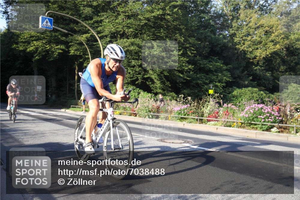 08.09.2024 - Stadtparktriathlon Zöllner http://msf.ph/oto/7038488 08.09.2024 08:53:13 Radfahren 24, 30, 46, 82 meine-sportfotos.de