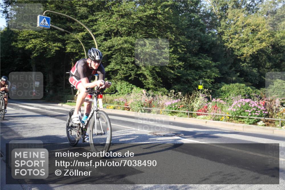 08.09.2024 - Stadtparktriathlon Zöllner http://msf.ph/oto/7038490 08.09.2024 08:53:13 Radfahren 24, 30, 46, 82 meine-sportfotos.de