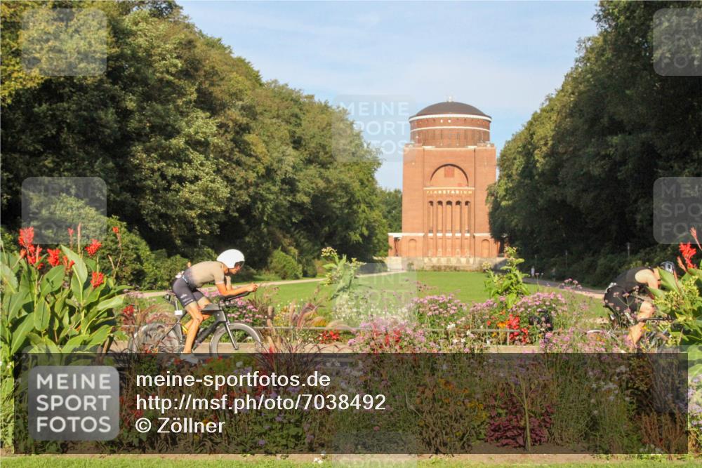 08.09.2024 - Stadtparktriathlon Zöllner http://msf.ph/oto/7038492 08.09.2024 09:07:35 Radfahren 1, 6, 49, 59, 126 meine-sportfotos.de