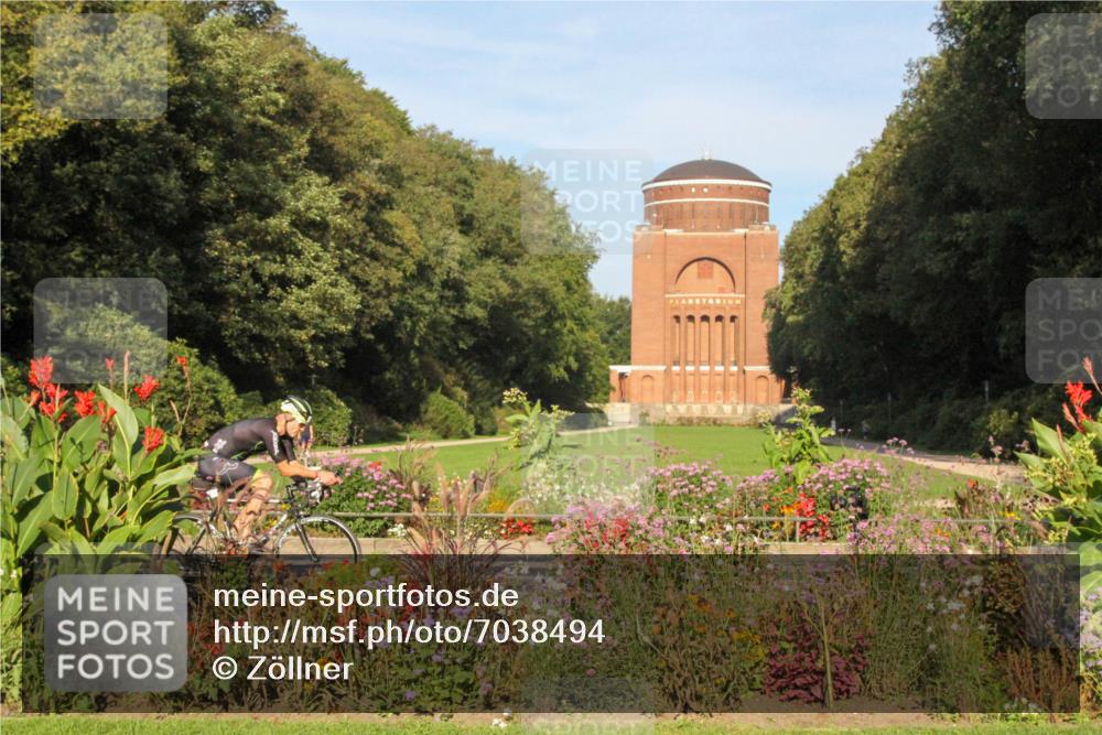 08.09.2024 - Stadtparktriathlon Zöllner http://msf.ph/oto/7038494 08.09.2024 09:07:36 Radfahren 1, 5, 6, 49, 59, 65, 126 meine-sportfotos.de