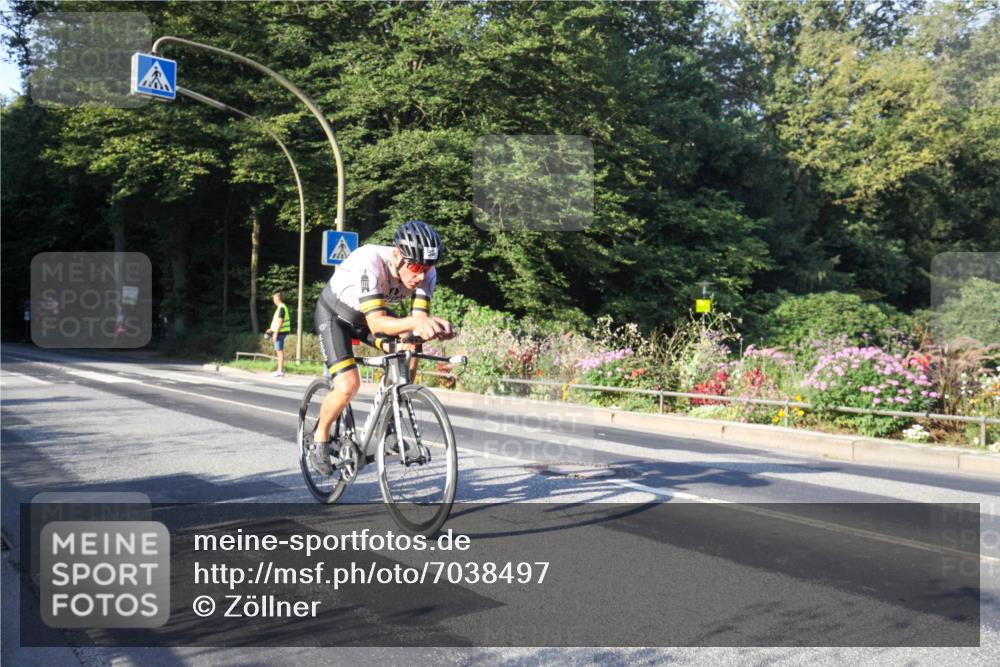 08.09.2024 - Stadtparktriathlon Zöllner http://msf.ph/oto/7038497 08.09.2024 08:53:21 Radfahren 8, 58, 67 meine-sportfotos.de