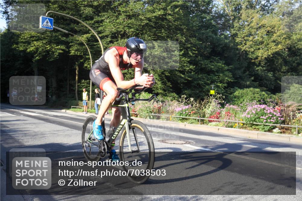 08.09.2024 - Stadtparktriathlon Zöllner http://msf.ph/oto/7038503 08.09.2024 08:53:39 Radfahren 10, 53 meine-sportfotos.de