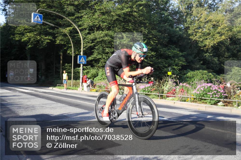 08.09.2024 - Stadtparktriathlon Zöllner http://msf.ph/oto/7038528 08.09.2024 08:55:00 Radfahren 11 meine-sportfotos.de