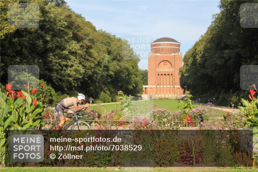 08.09.2024 - Stadtparktriathlon Zöllner http://msf.ph/oto/7038529 08.09.2024 09:08:29 Radfahren 50, 51, 62, 102, 158 meine-sportfotos.de