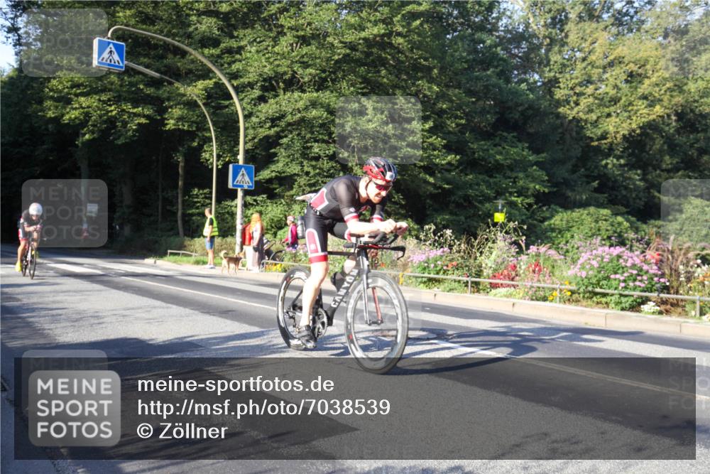 08.09.2024 - Stadtparktriathlon Zöllner http://msf.ph/oto/7038539 08.09.2024 08:56:04 Radfahren 1, 5, 19, 49, 59, 86 meine-sportfotos.de